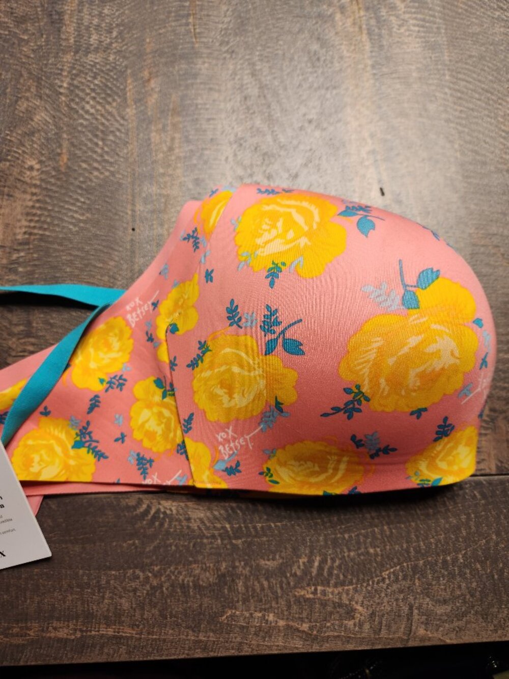 BNWT Knix Wing Woman bra
